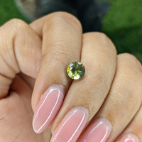 1.25 Ct. Bi Color / Parti Sapphire from Australia Life Style