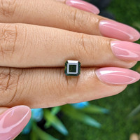 1.49 Ct. Yellowish Green Sapphire from Australia Life Style