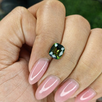 2.20 Ct. Bi Color / Parti Sapphire from Australia Life Style