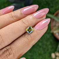 1.11 Ct. Bi Color / Parti Sapphire from Australia Life Style