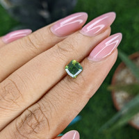 1.28 Ct. Yellowish Green Sapphire from Australia Life Style