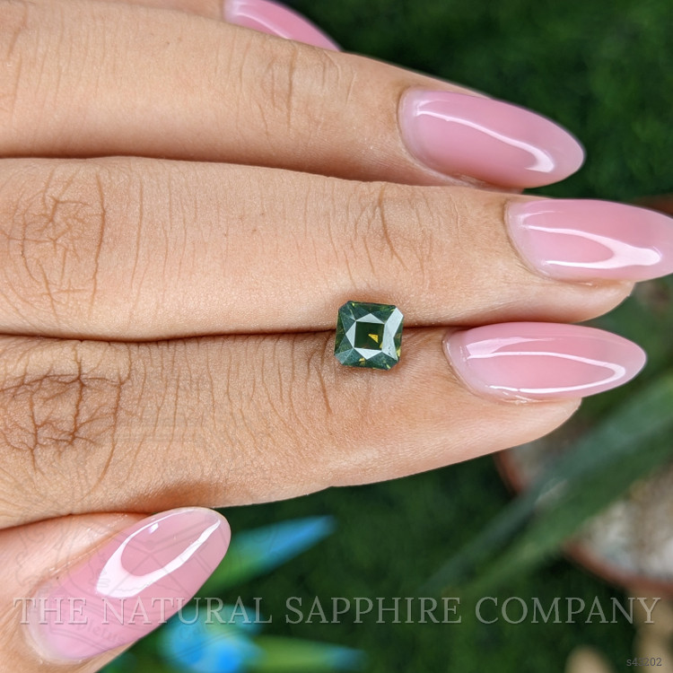 1.27 Ct. Yellowish Green Sapphire from Australia