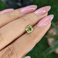 1.05 Ct. Yellowish Green Sapphire from Australia Life Style