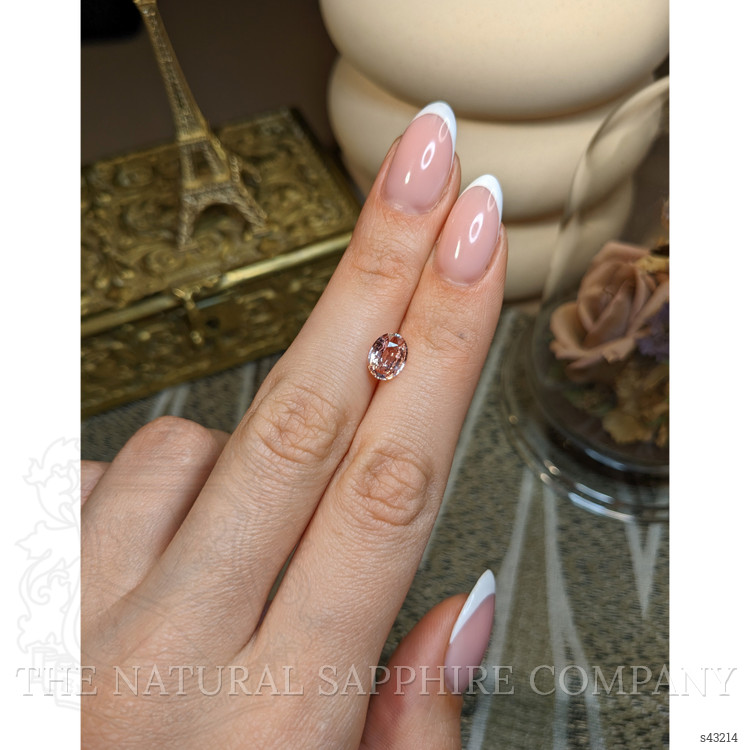 1.52 Ct. Padparadscha Sapphire from Ceylon (Sri Lanka)