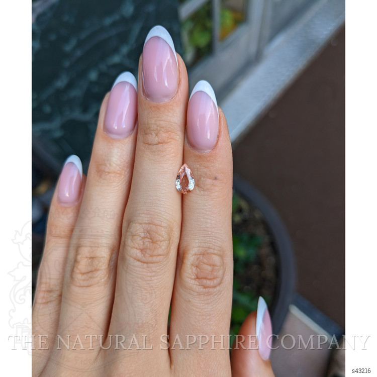 1.08 Ct. Padparadscha Sapphire from Ceylon (Sri Lanka)