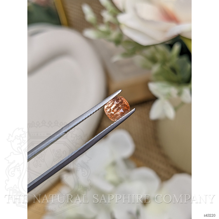 1.67 Ct. Padparadscha Sapphire from Ceylon (Sri Lanka)