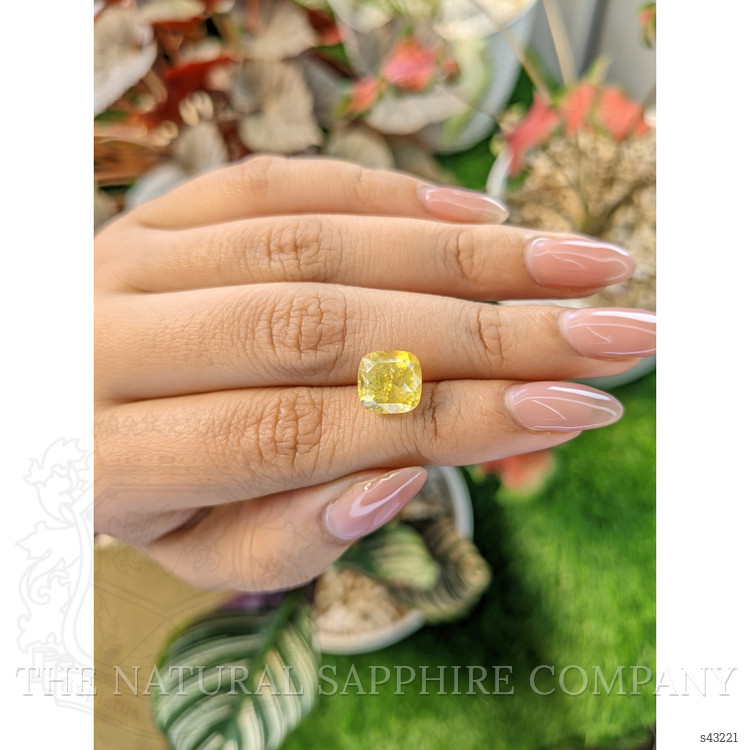 5.08 Ct. Yellow Sapphire from Ceylon (Sri Lanka)