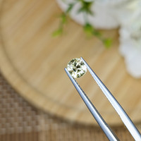 1.00 Ct. Yellow Sapphire from Ceylon (Sri Lanka) Life Style
