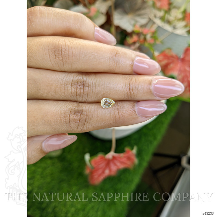 1.07 Ct. Yellow Sapphire from Ceylon (Sri Lanka)
