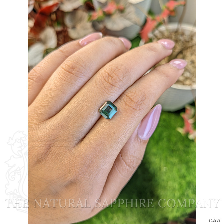 2.18 Ct. Bluish Green Sapphire from Ceylon (Sri Lanka)