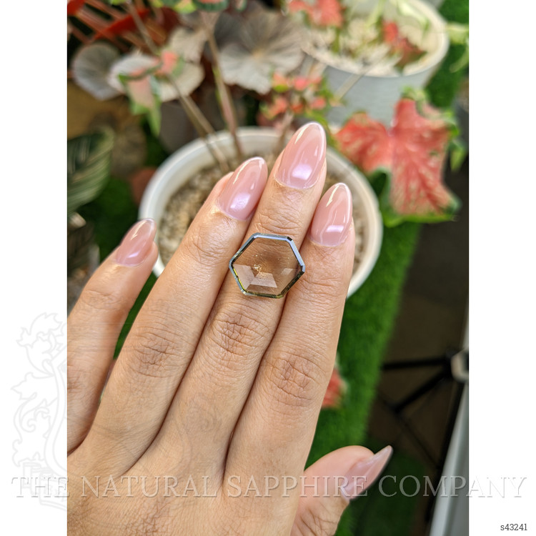 8.01 Ct. Color Change Sapphire from Ceylon (Sri Lanka)