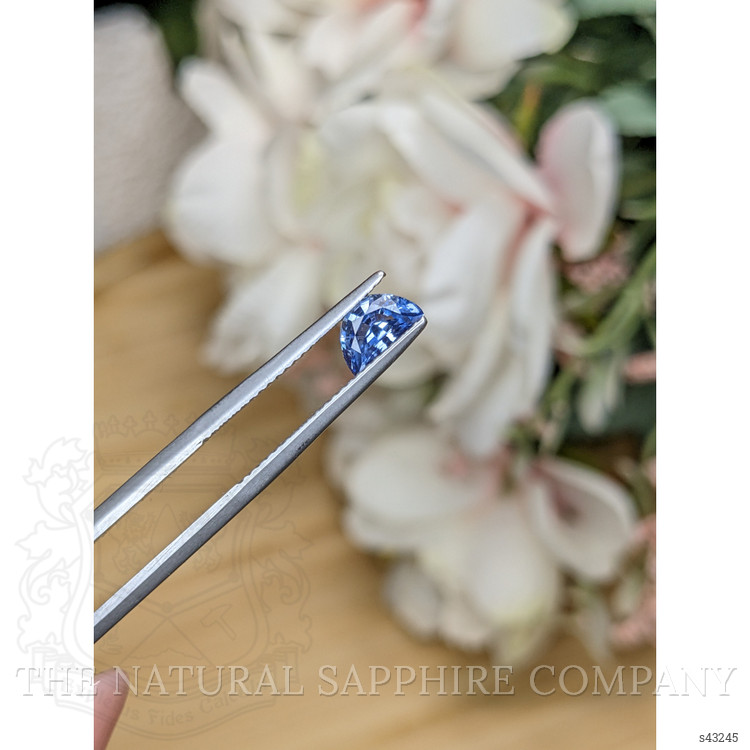 0.91 Ct. Blue Sapphire from Ceylon (Sri Lanka)
