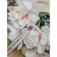 0.61 Ct. Reddish Pink Sapphire from Ceylon (Sri Lanka) Life Style
