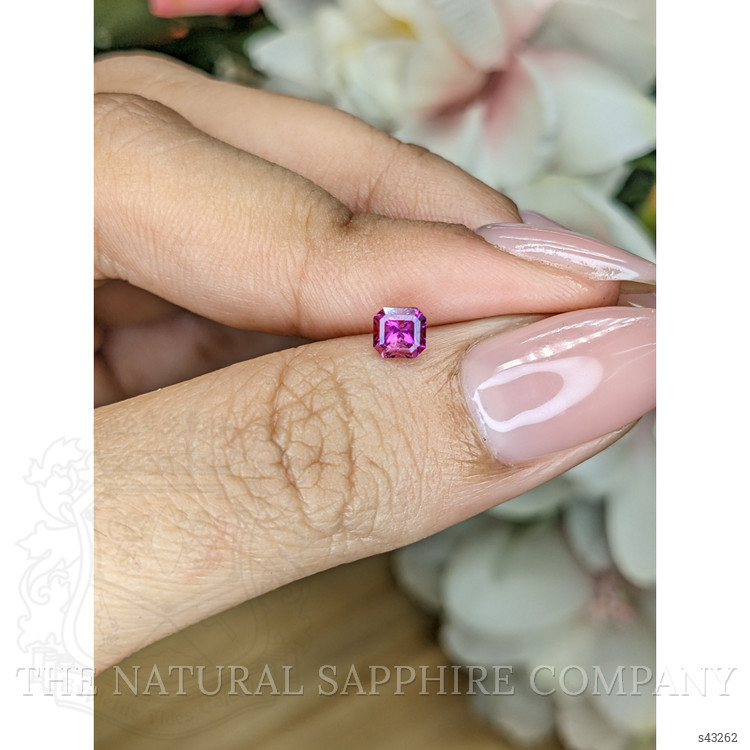 0.48 Ct. Purplish Pink Sapphire from Ceylon (Sri Lanka)
