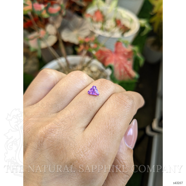 0.88 Ct. Pinkish Purple Sapphire from Ceylon (Sri Lanka)