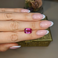 5.01 Ct. Pink Sapphire from Mozambique Life Style