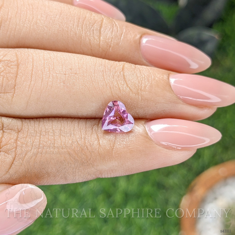 1.51 Ct. Purplish Pink Sapphire from Ceylon (Sri Lanka)