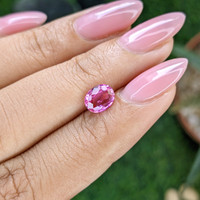 1.04 Ct. Purplish Pink Sapphire from Tanzania Life Style