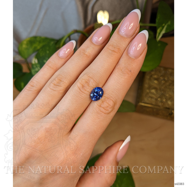 4.57 Ct. Blue Sapphire from Ceylon (Sri Lanka)