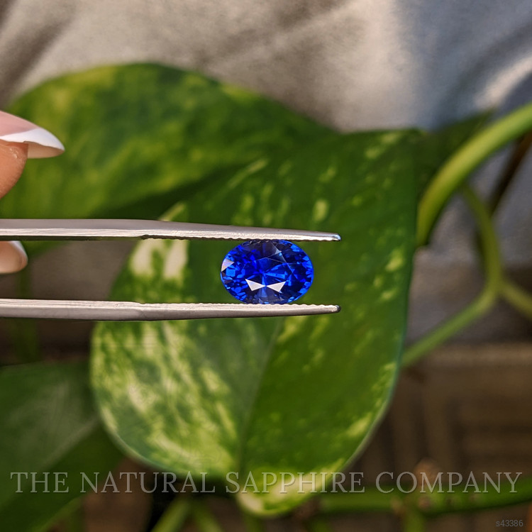 2.58 Ct. Blue Sapphire from Ceylon (Sri Lanka)