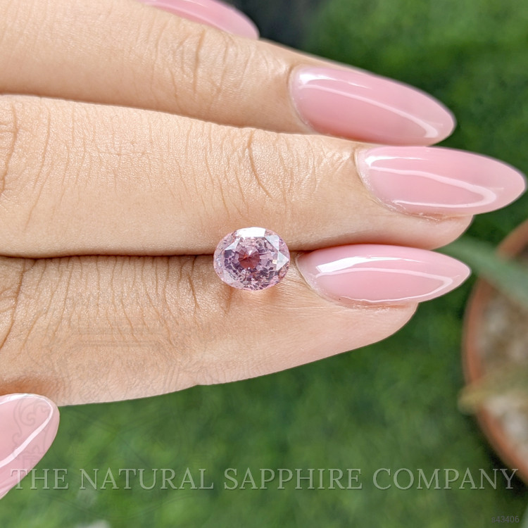 2.01 Ct. Purplish Pink Sapphire from Ceylon (Sri Lanka)