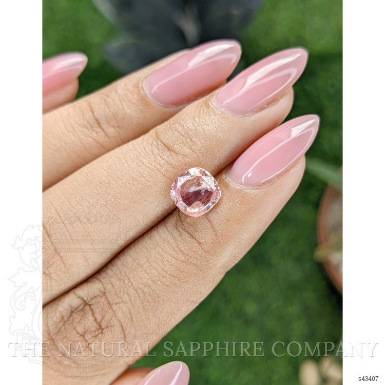 2.01 Ct. Padparadscha Sapphire from Ceylon (Sri Lanka)