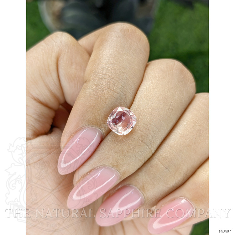 2.01 Ct. Padparadscha Sapphire from Ceylon (Sri Lanka)