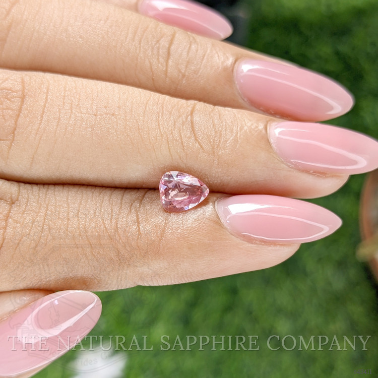 1.05 Ct. Pink Sapphire from Ceylon (Sri Lanka)