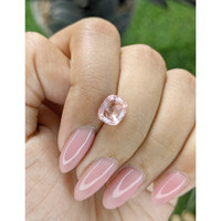 2.53 Ct. Pink Sapphire from Ceylon (Sri Lanka) Life Style