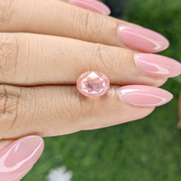 3.67 Ct. Padparadscha Sapphire from Ceylon (Sri Lanka) Life Style