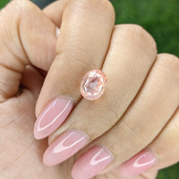 3.67 Ct. Padparadscha Sapphire from Ceylon (Sri Lanka) Life Style