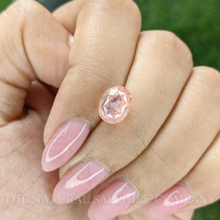 3.67 Ct. Padparadscha Sapphire from Ceylon (Sri Lanka)