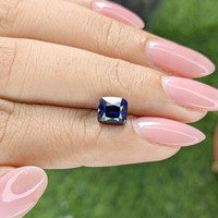 2.06 Ct. Blue Sapphire from Ceylon (Sri Lanka) Life Style