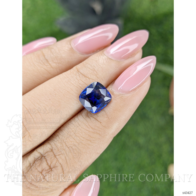 3.11 Ct. Blue Sapphire from Ceylon (Sri Lanka)