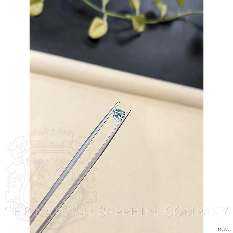 0.97 Ct. Greenish Blue Sapphire from Madagascar