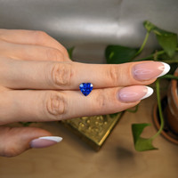 2.45 Ct. Blue Sapphire from Ceylon (Sri Lanka) Life Style