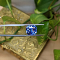 6.05 Ct. Blue Sapphire from Ceylon (Sri Lanka) Life Style