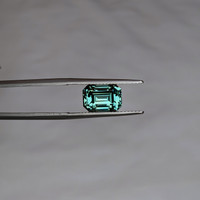 4.05 Ct. Bluish Green Sapphire from Madagascar Life Style