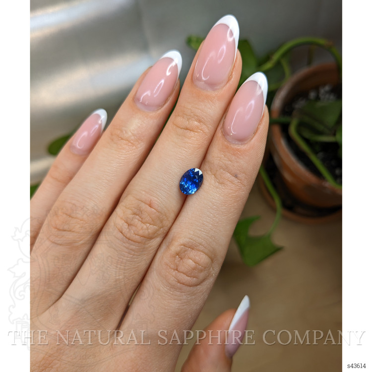 1.67 Ct. Blue Sapphire from Ceylon (Sri Lanka)
