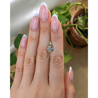 4.89 Ct. Yellowish Green Sapphire from Ceylon (Sri Lanka) Life Style