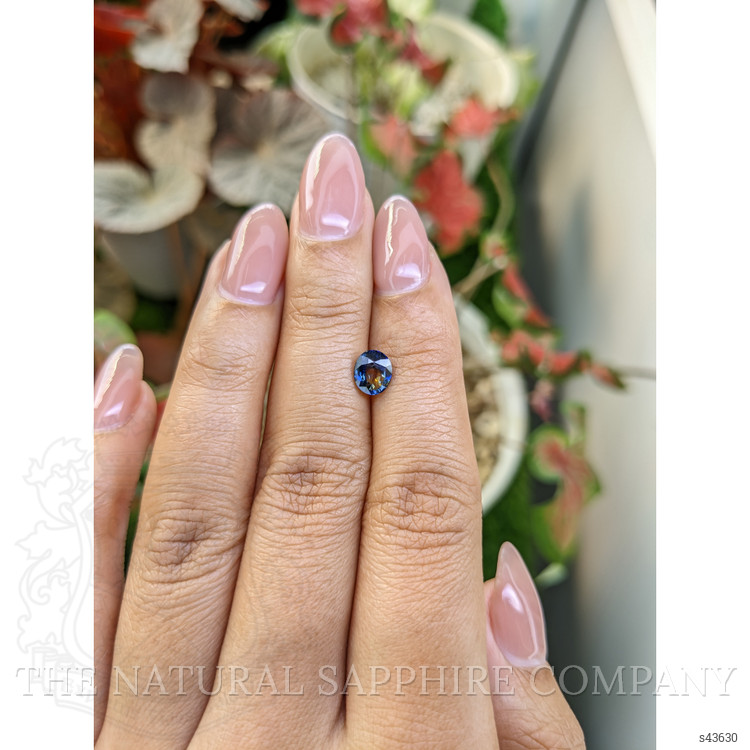 1.06 Ct. Bi Color / Parti Sapphire from Ceylon (Sri Lanka)