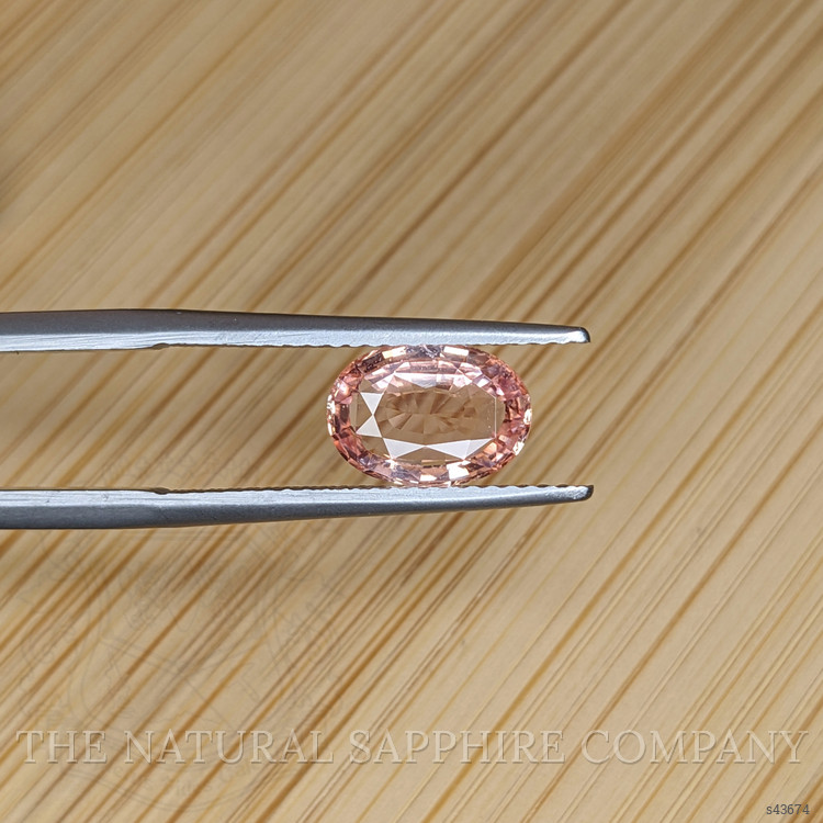 1.93 Ct. Padparadscha Sapphire from Ceylon (Sri Lanka)