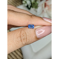 0.58 Ct. Blue Sapphire from Ceylon (Sri Lanka) Life Style