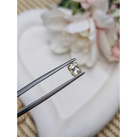 1.16 Ct. Yellow Sapphire from Ceylon (Sri Lanka) Life Style