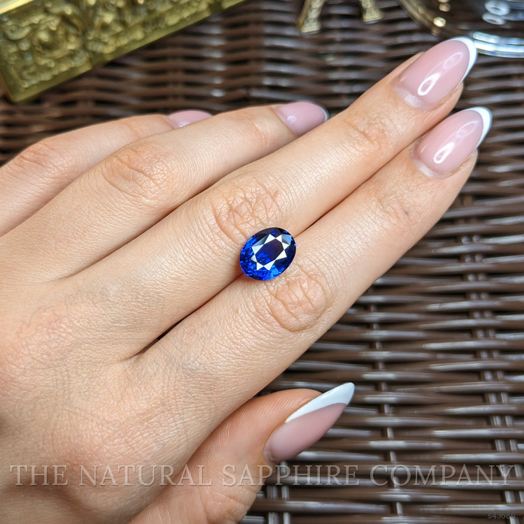4.51 Ct. Blue Sapphire from Ceylon (Sri Lanka)