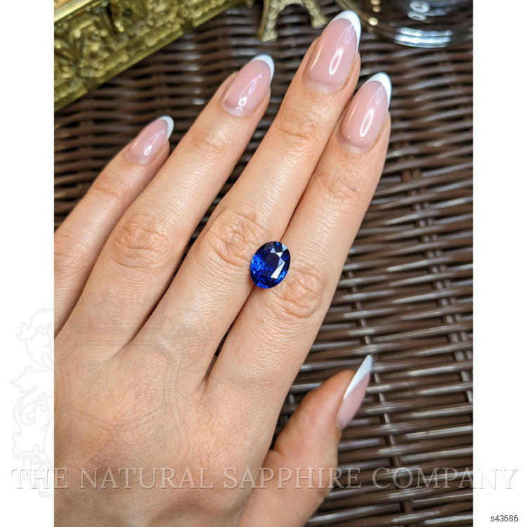 4.51 Ct. Blue Sapphire from Ceylon (Sri Lanka)