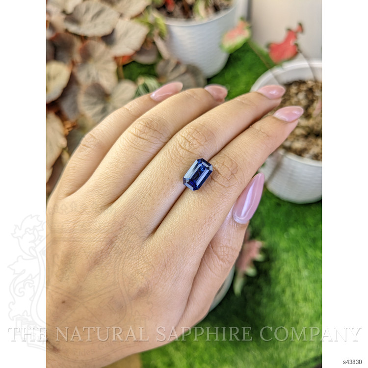 5.00 Ct. Blue Sapphire from Ceylon (Sri Lanka)