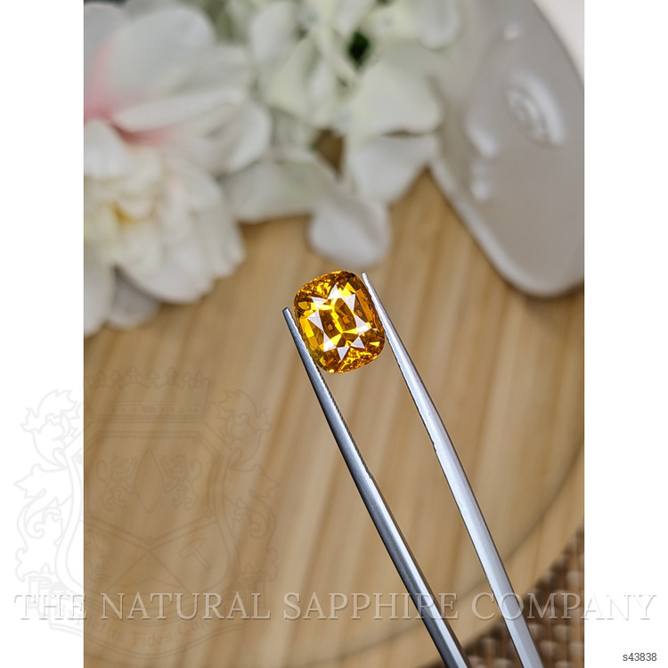 5.12 Ct. Yellowish Orange Sapphire from Ceylon (Sri Lanka)