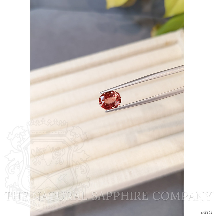2.20 Ct. Padparadscha Sapphire from Ceylon (Sri Lanka)
