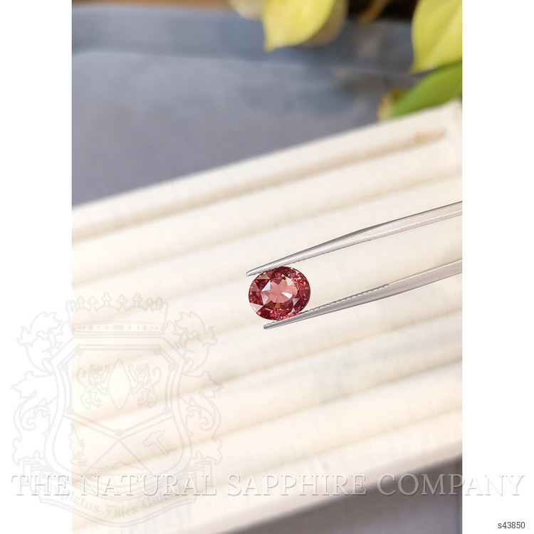 3.78 Ct. Padparadscha Sapphire from Ceylon (Sri Lanka)